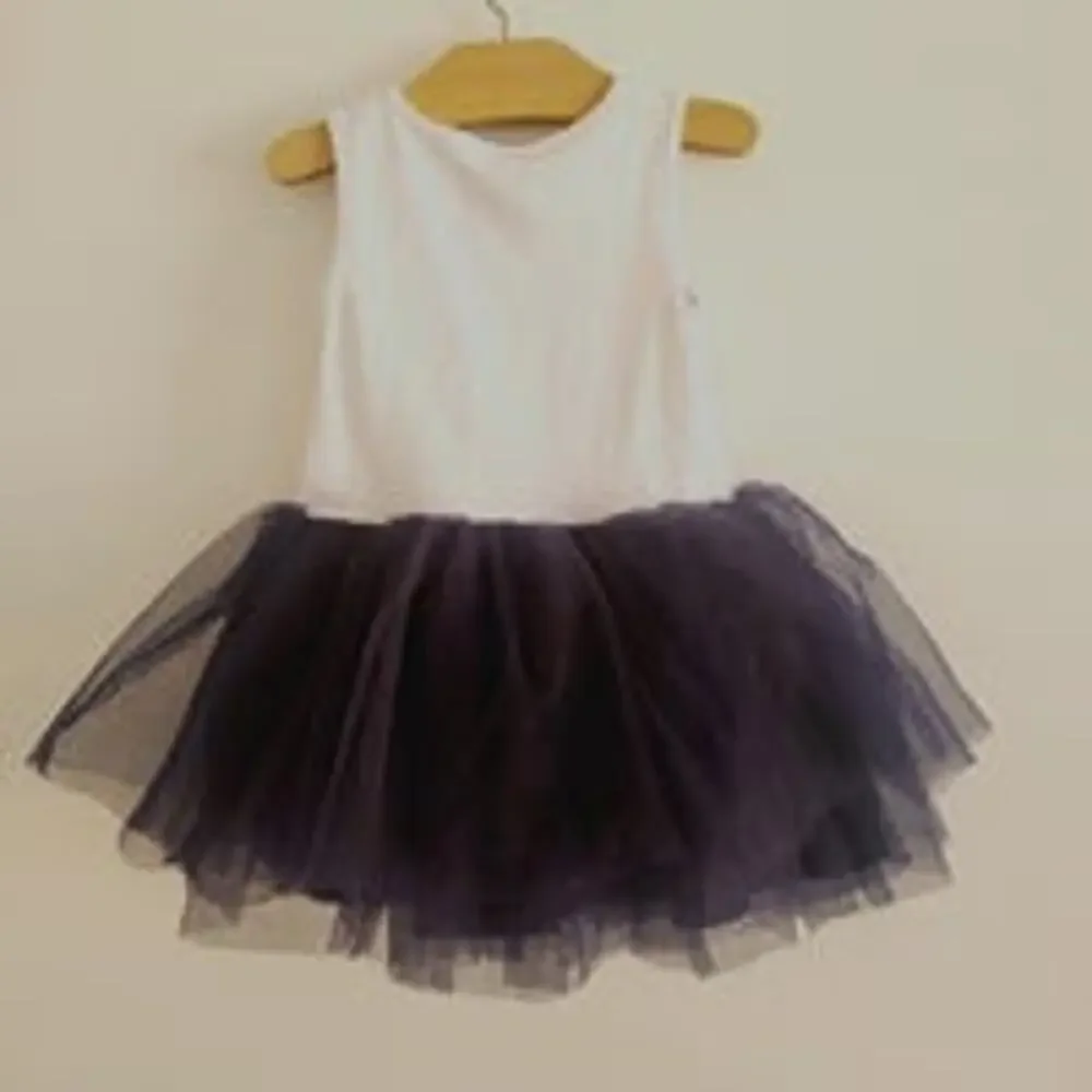Red white and cute 12M dress fourth of July